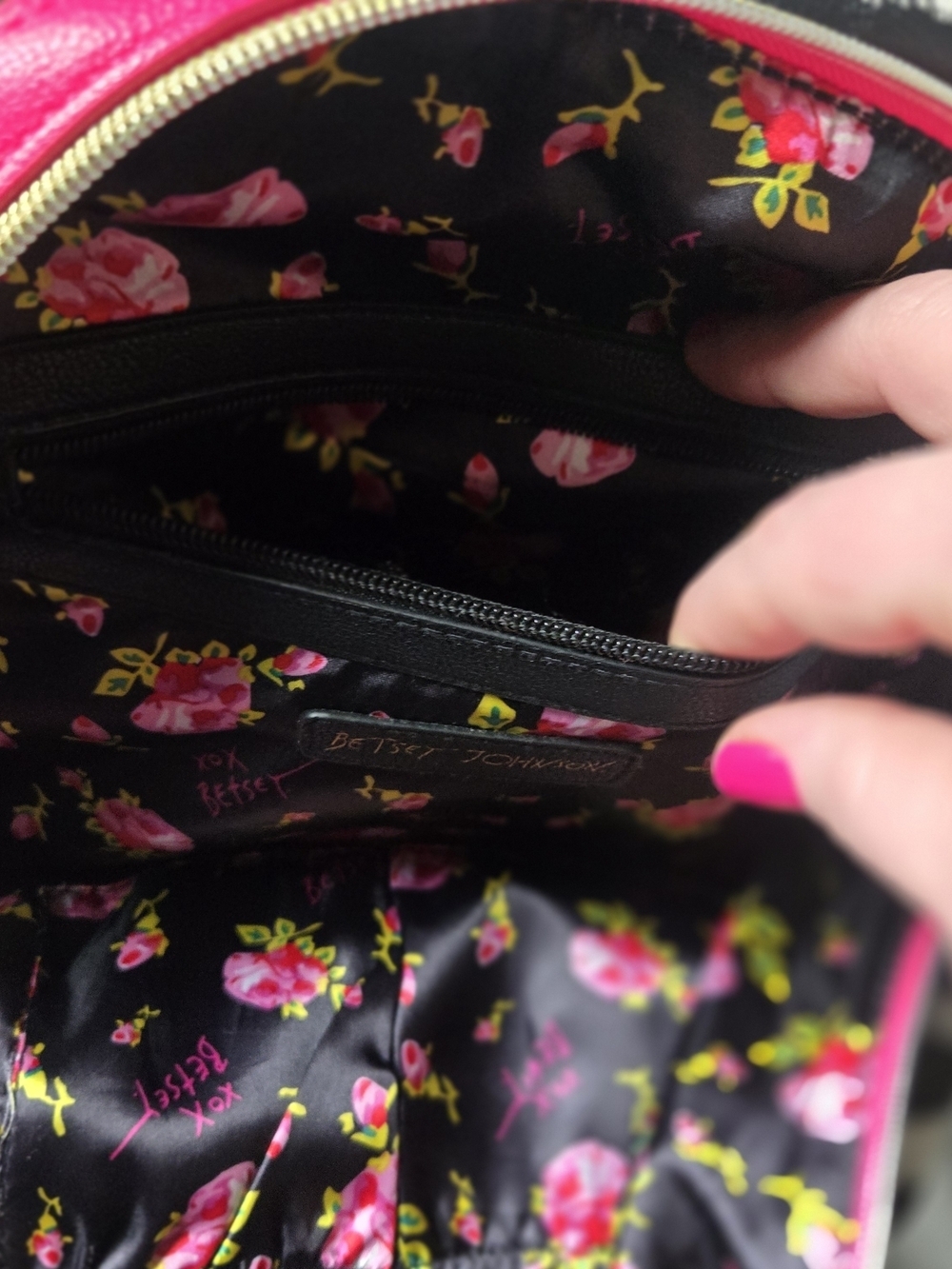Betsey Johnson Rotary Phone Stripe Backpack with Hot Pink Trim Rose Interior - Picture 7 of 10